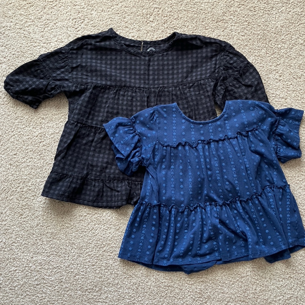 Two Wonder Nation Flowy Elbow Length Tops
 Size M (7-8)